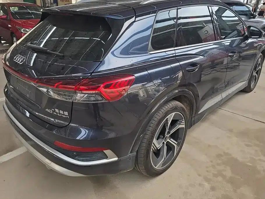 Audi Q4 e-tron 2022 Model 40 e-tron Trailblazer — миниатюра 3