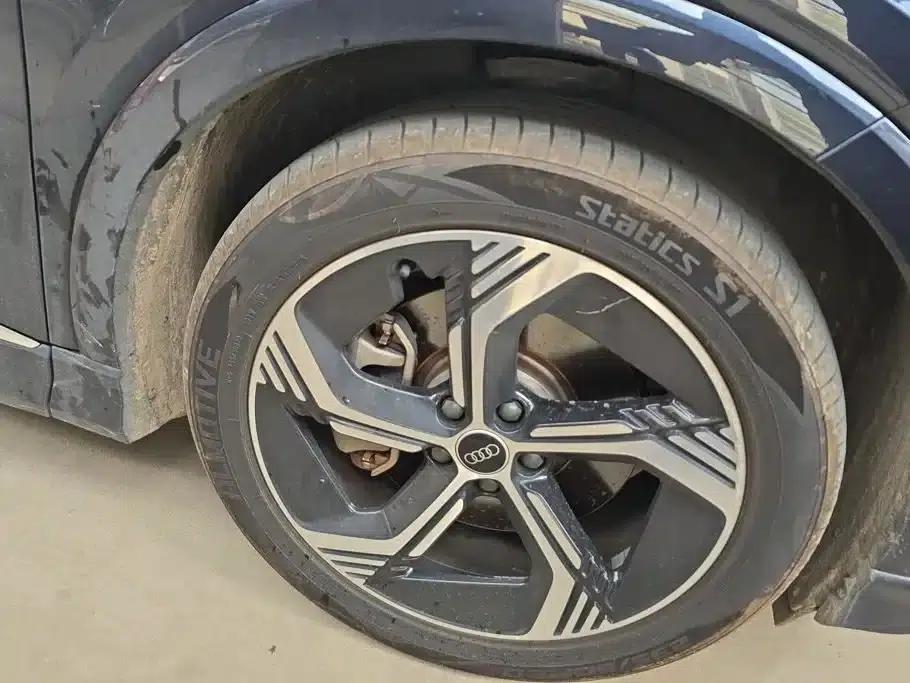 Audi Q4 e-tron 2022 Model 40 e-tron Trailblazer — миниатюра 6