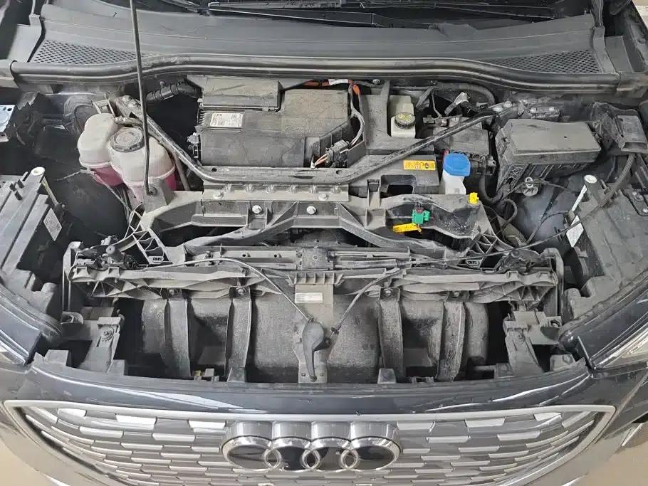 Audi Q4 e-tron 2022 Model 40 e-tron Trailblazer — миниатюра 10
