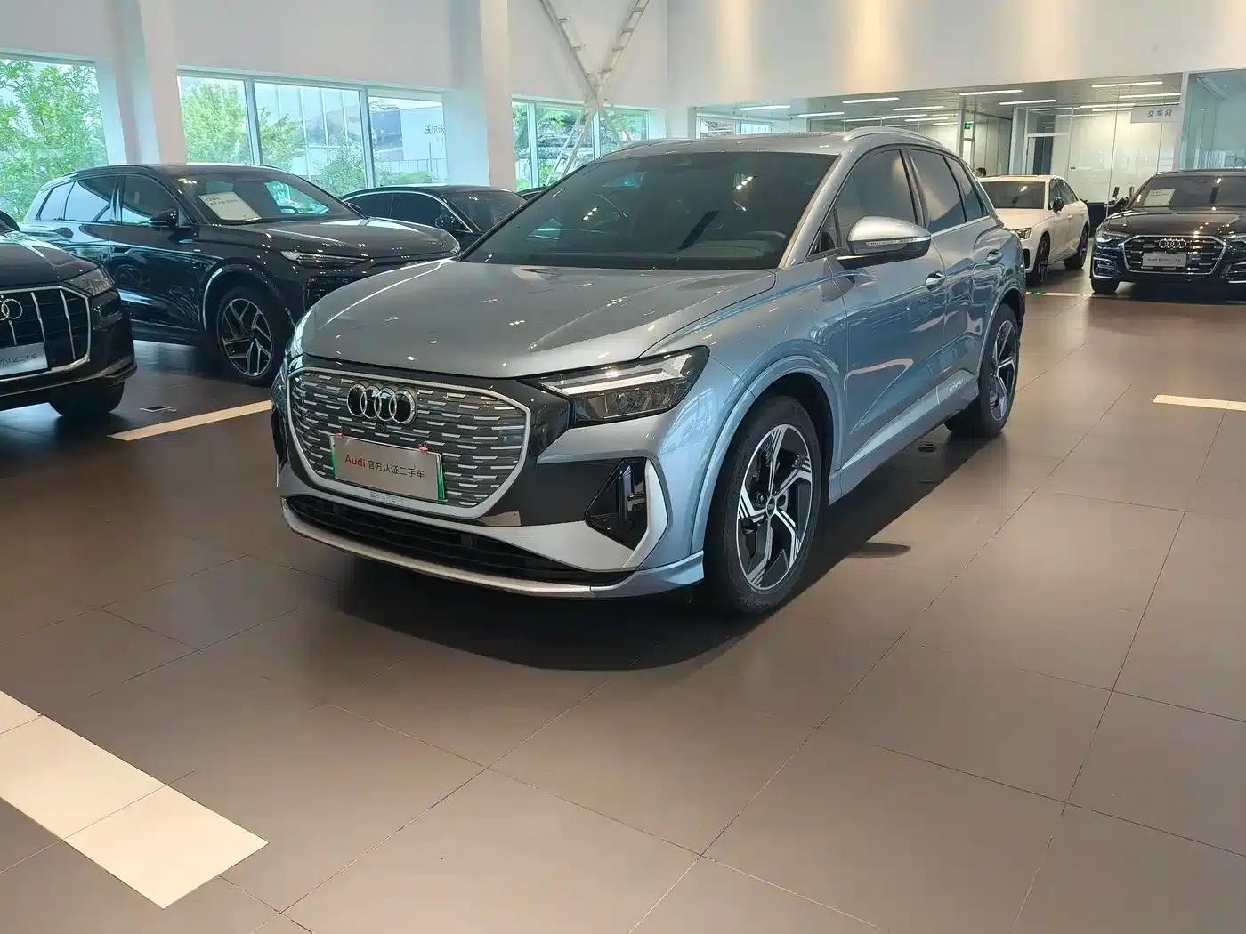 Audi Q4 e-tron 2024 Model 40 e-tron Trailblazer — миниатюра 1