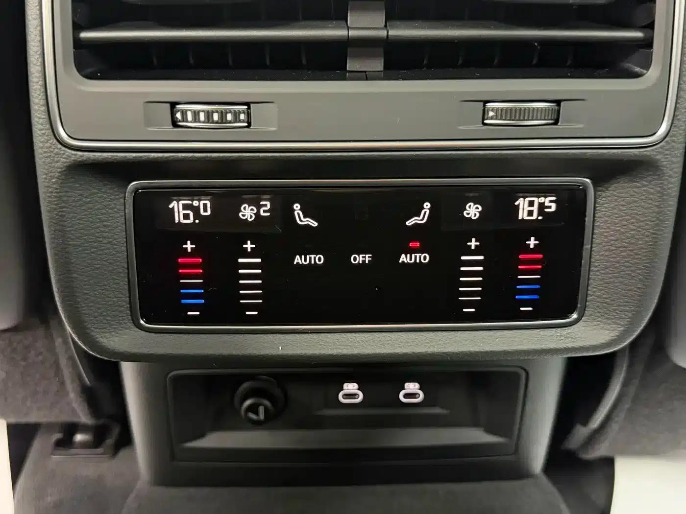Audi Q8 2023 55 TFSI Luxury Dynamic — миниатюра 17