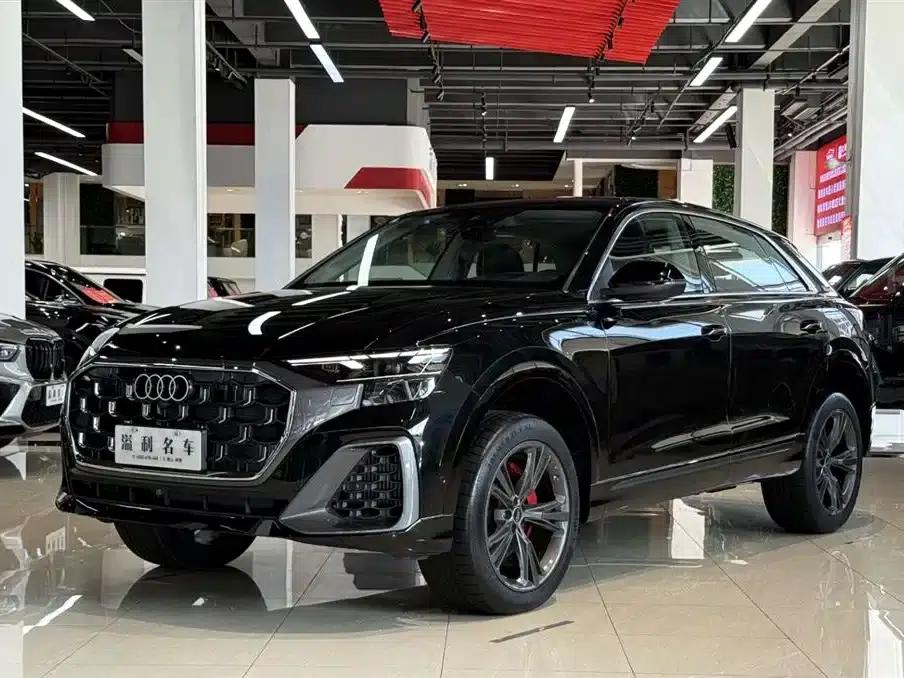 Audi Q8 2024 55 TFSI Luxury Dynamic — миниатюра 1