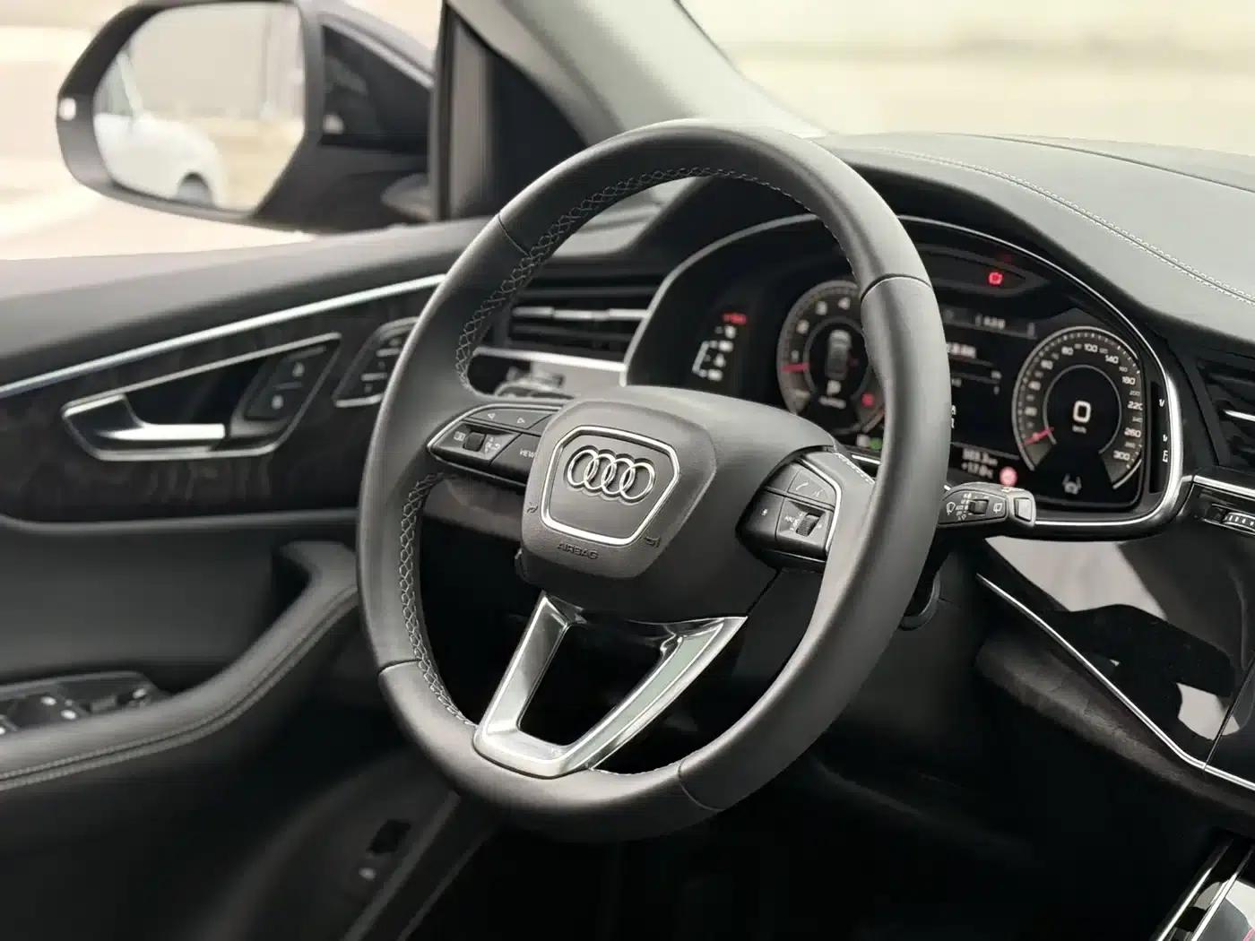 Audi Q8 2024 55 TFSI Luxury Dynamic — миниатюра 9