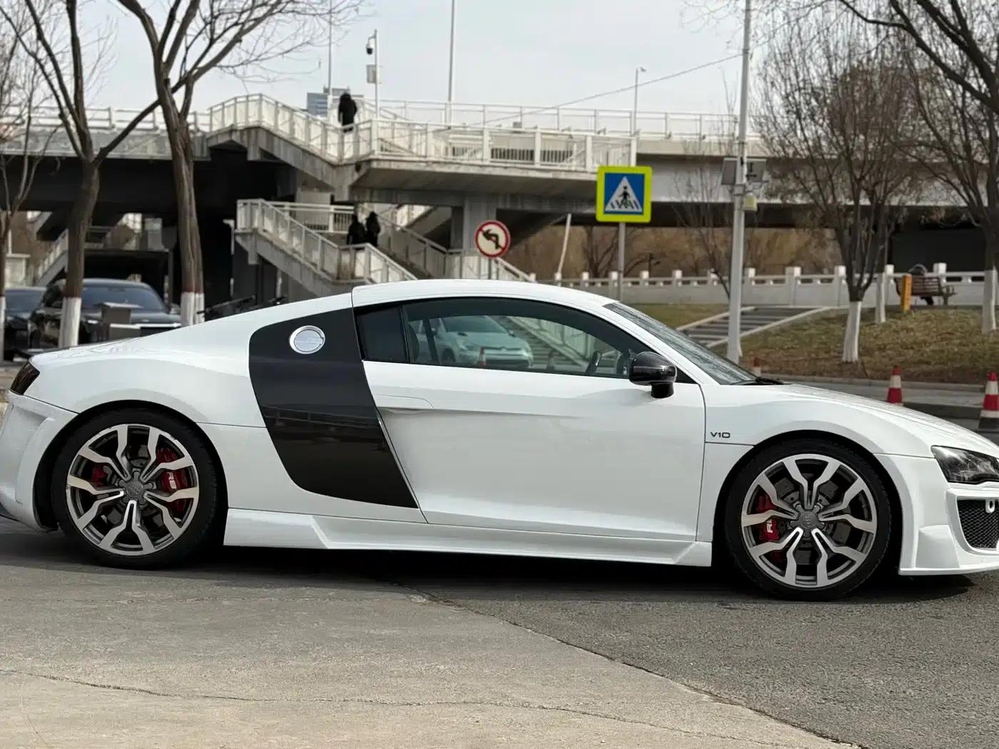 Audi R8 2012 5.2 FSI quattro Limited Edition — миниатюра 8