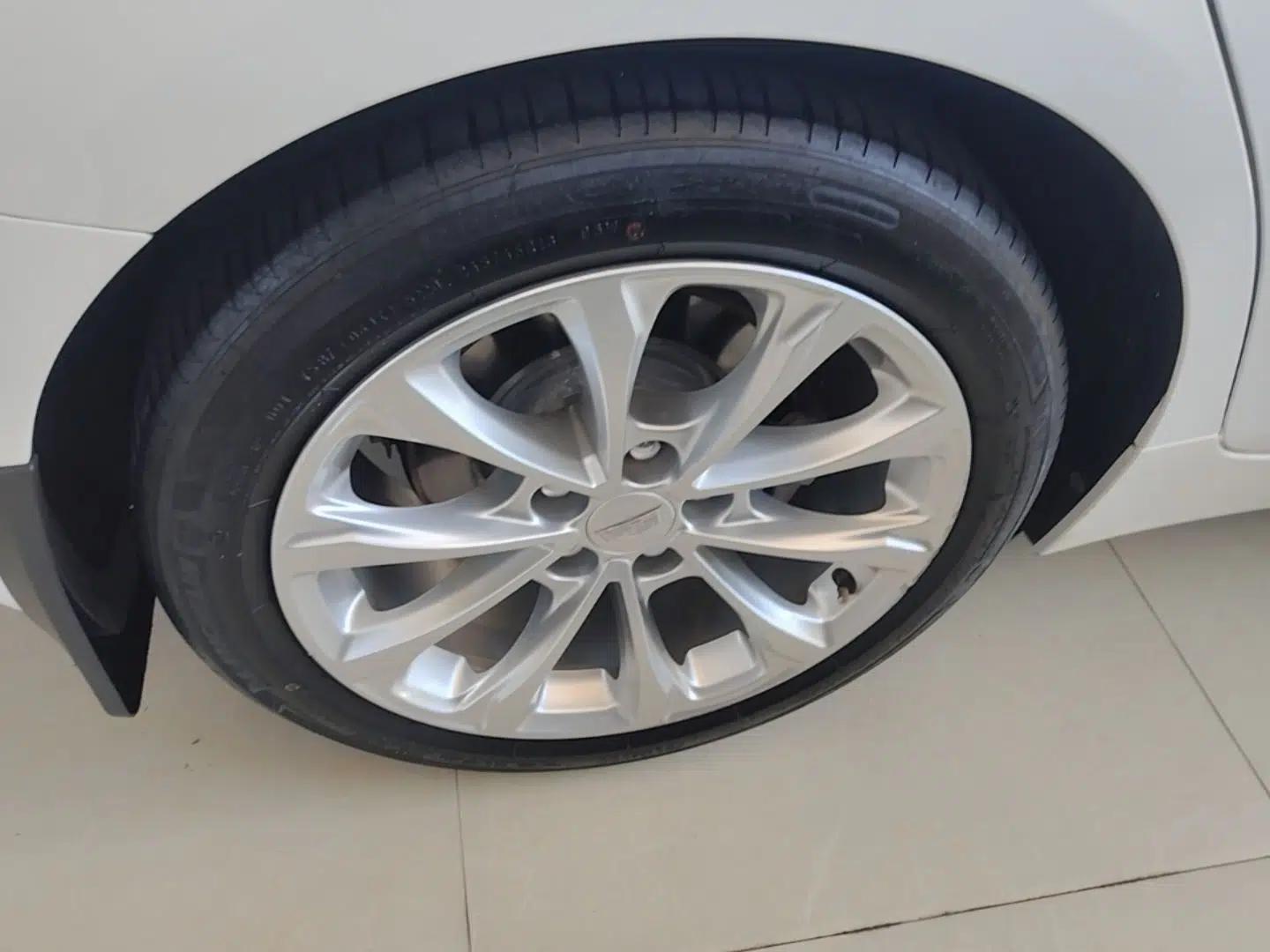 Cadillac CT5 2021 28T Luxury Model — миниатюра 11