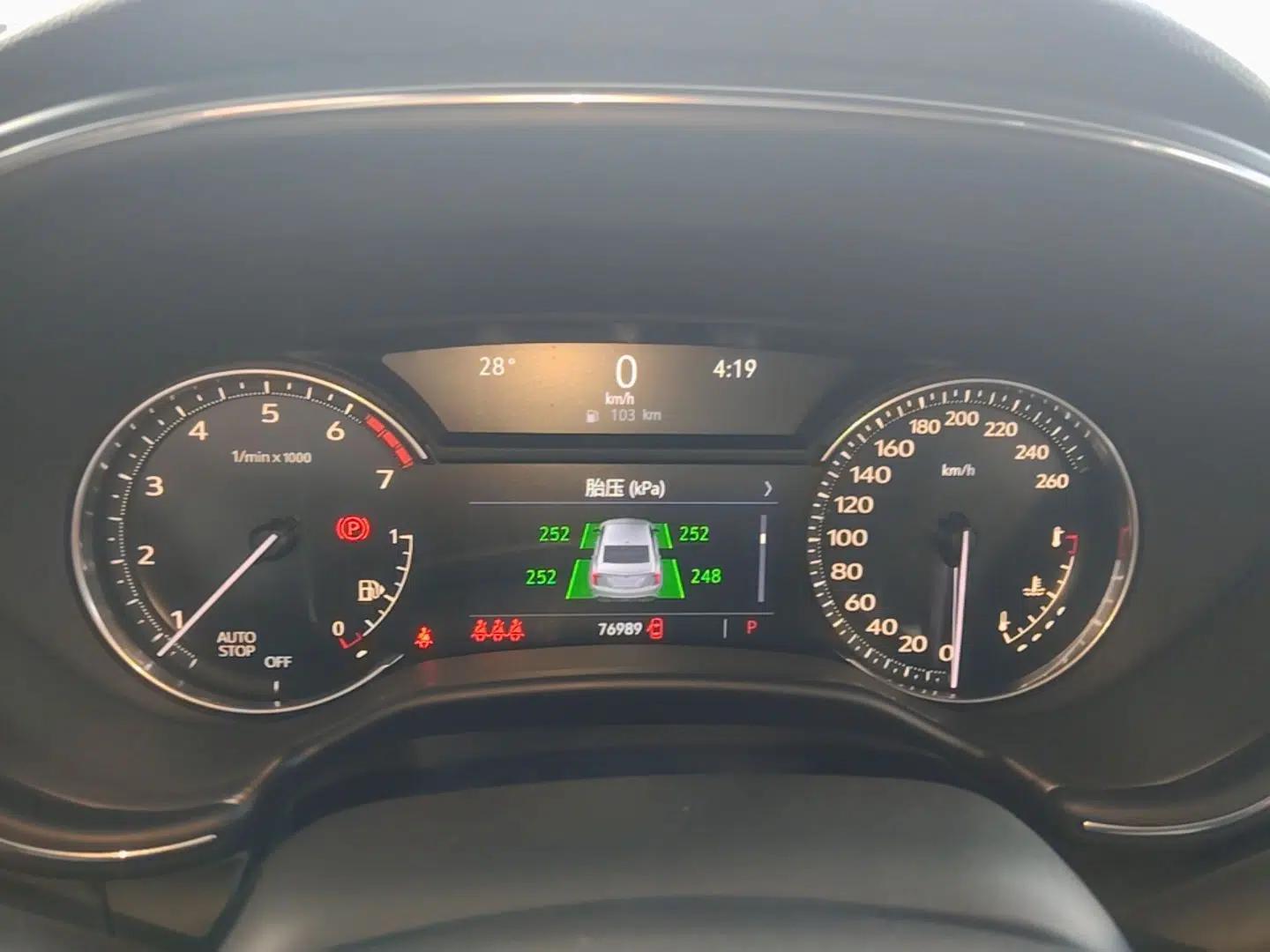Cadillac CT5 2021 28T Luxury Model — миниатюра 14