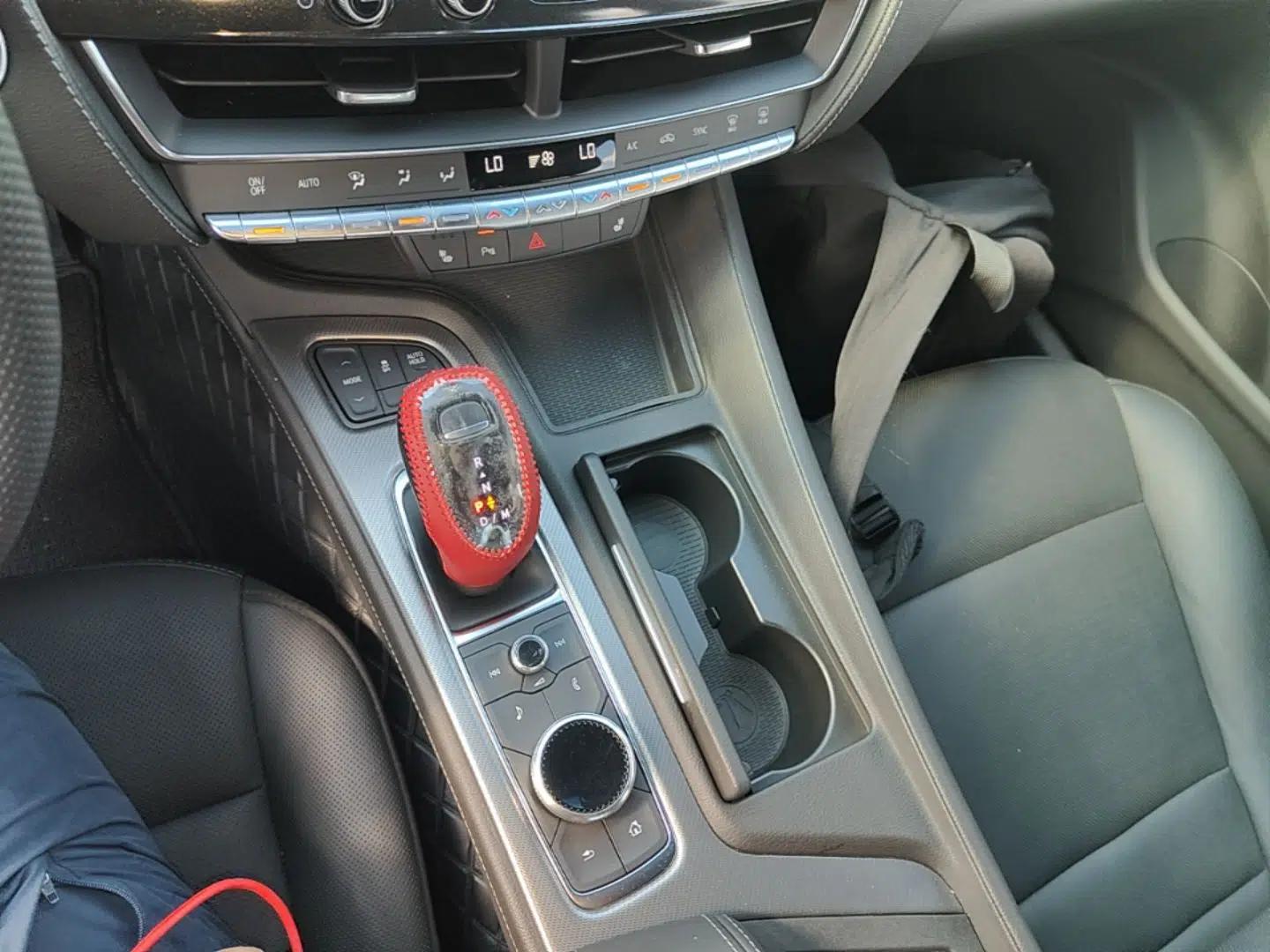 Cadillac CT5 2021 28T Luxury Model — миниатюра 21