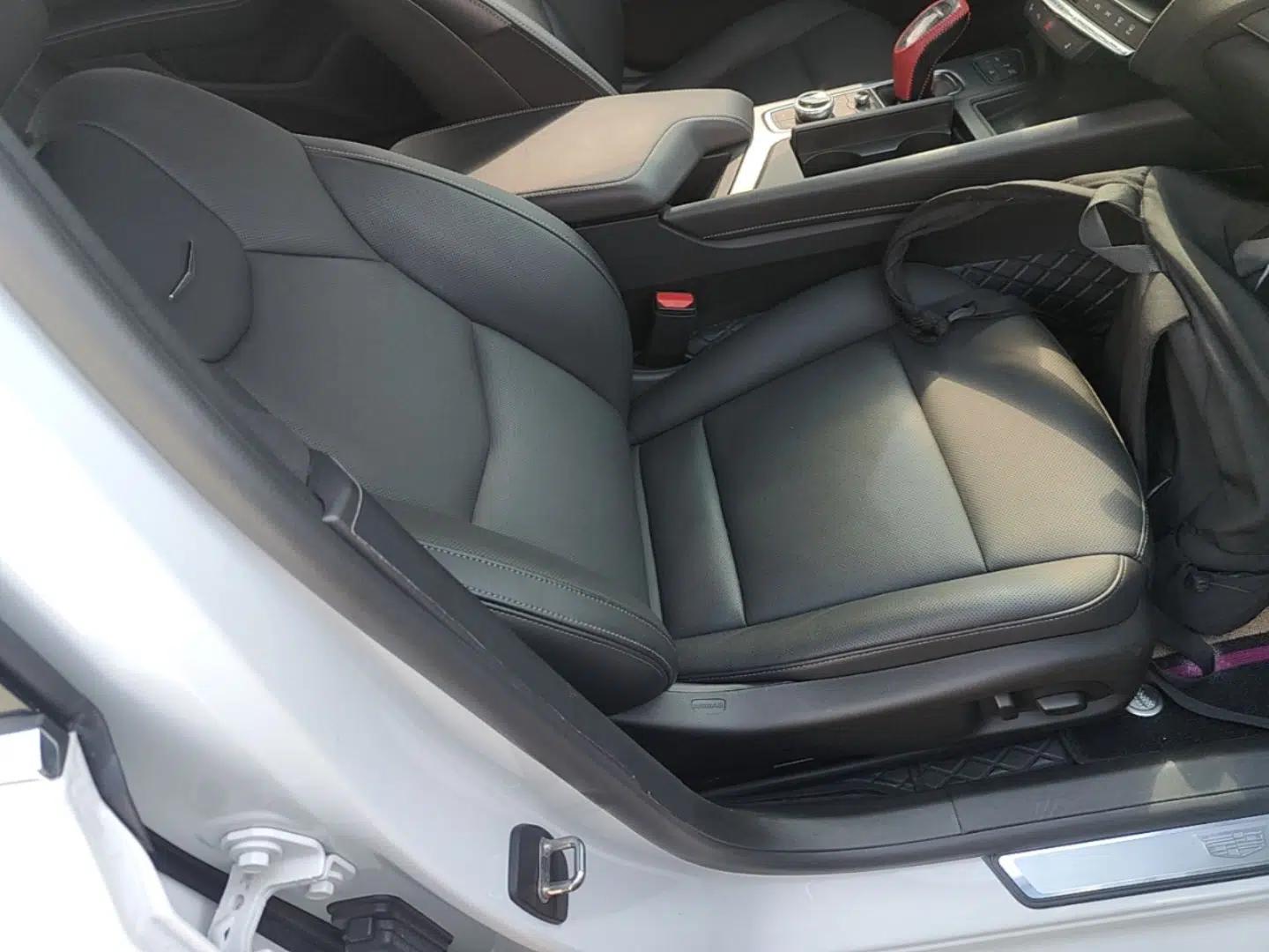 Cadillac CT5 2021 28T Luxury Model — миниатюра 24