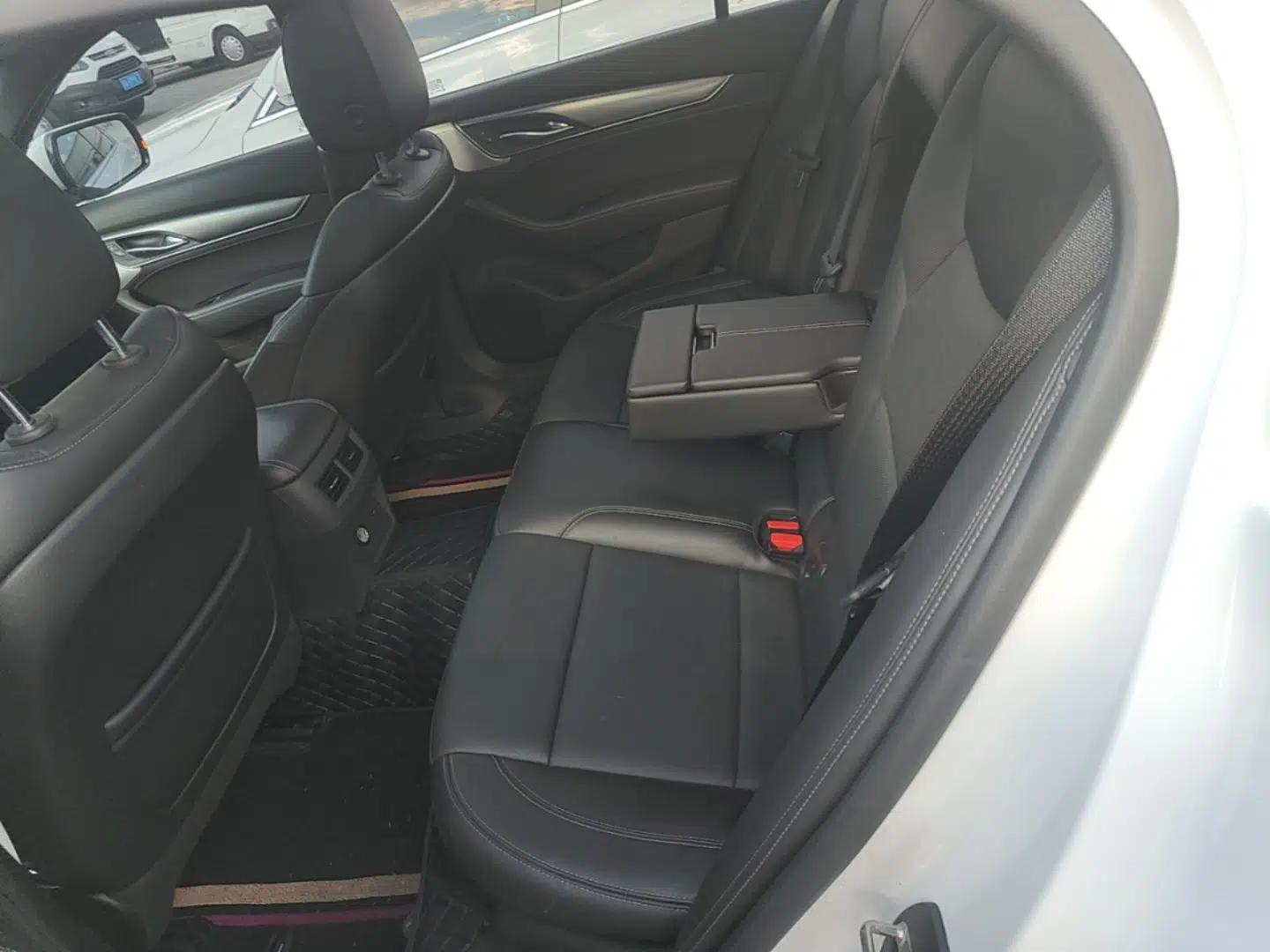 Cadillac CT5 2021 28T Luxury Model — миниатюра 25