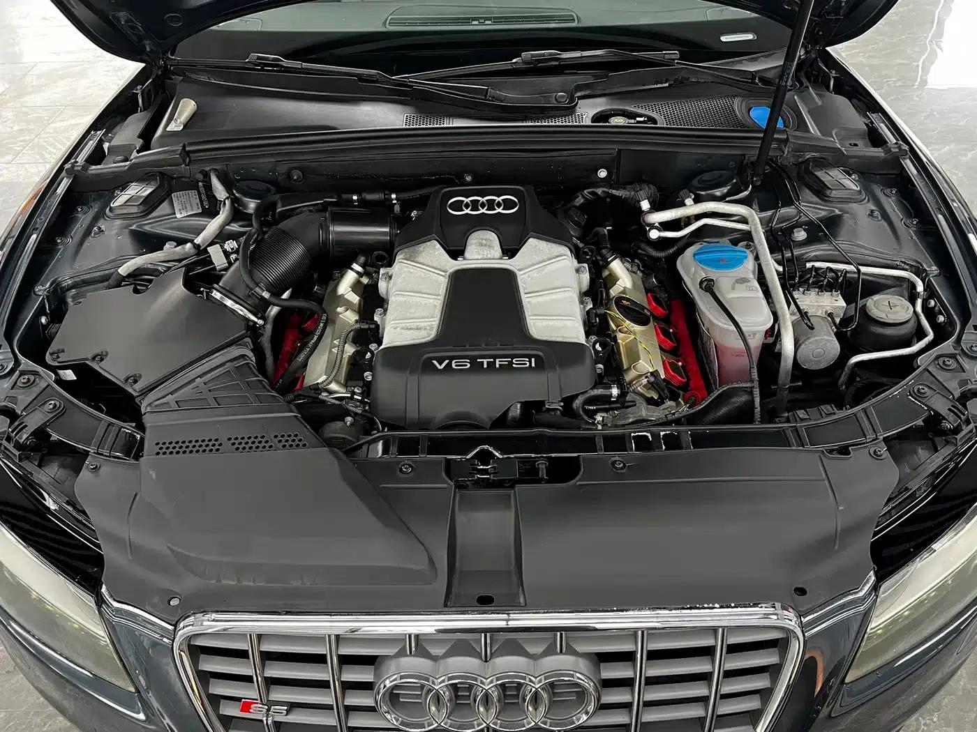 2010 Audi S5 3.0T Sportback — миниатюра 30