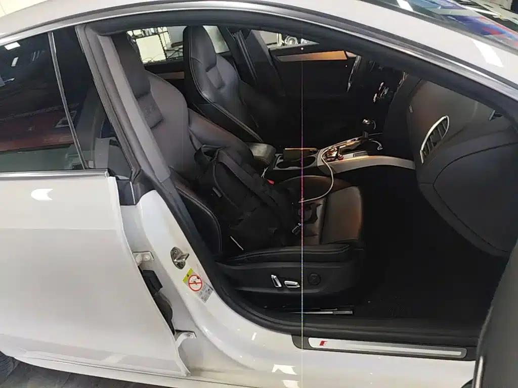 2012 Audi S5 3.0T Sportback — миниатюра 25