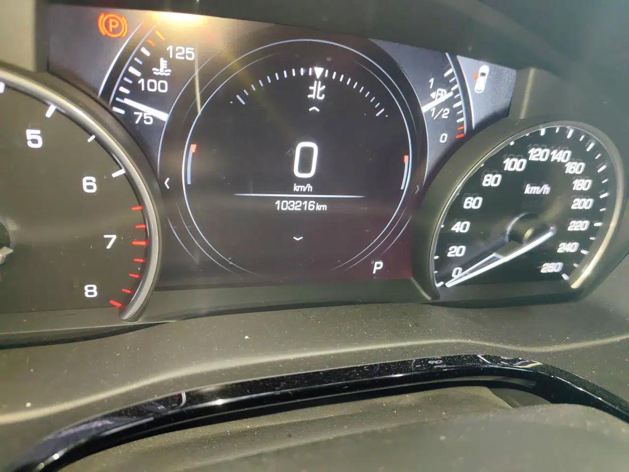 Cadillac XT5 2018 28E Four-Wheel Drive Leading Version — миниатюра 12