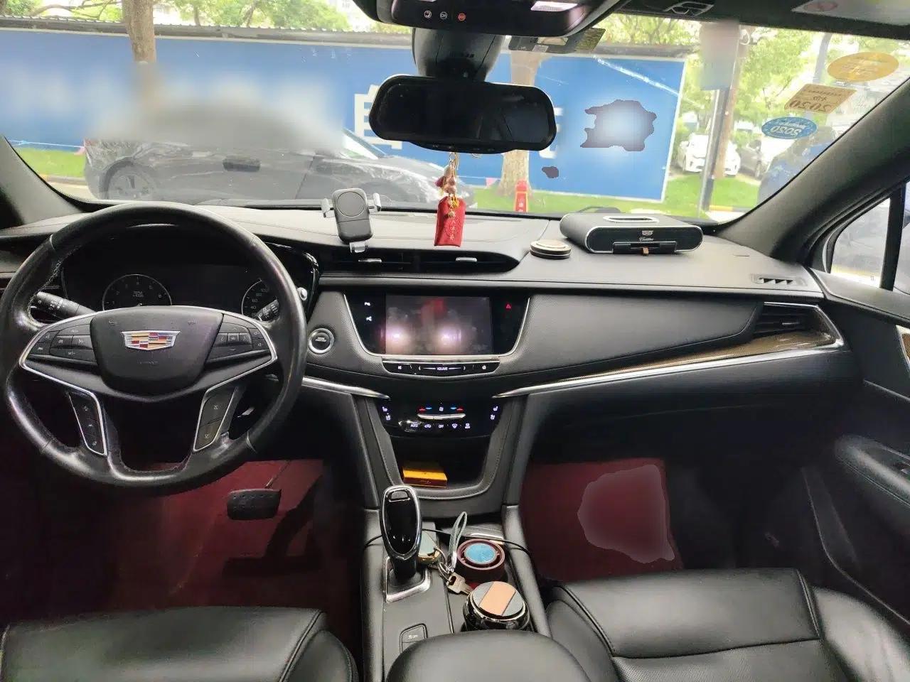 Cadillac XT5 2018 28E Four-Wheel Drive Leading Version — миниатюра 9