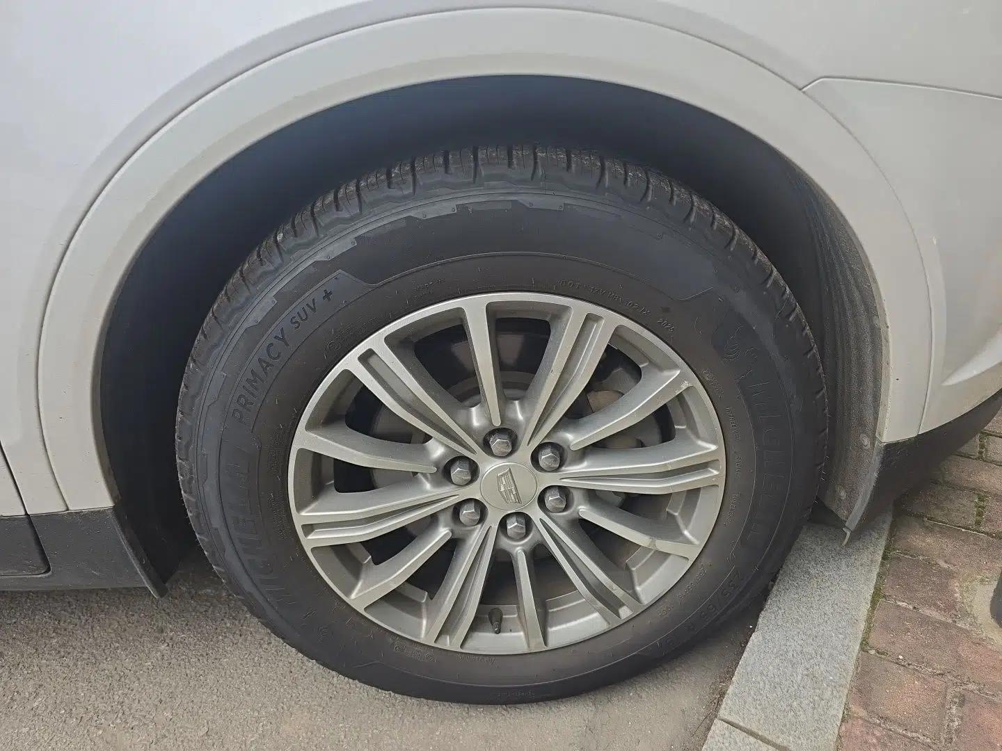 Cadillac XT5 2018 25T Tech Model — миниатюра 8