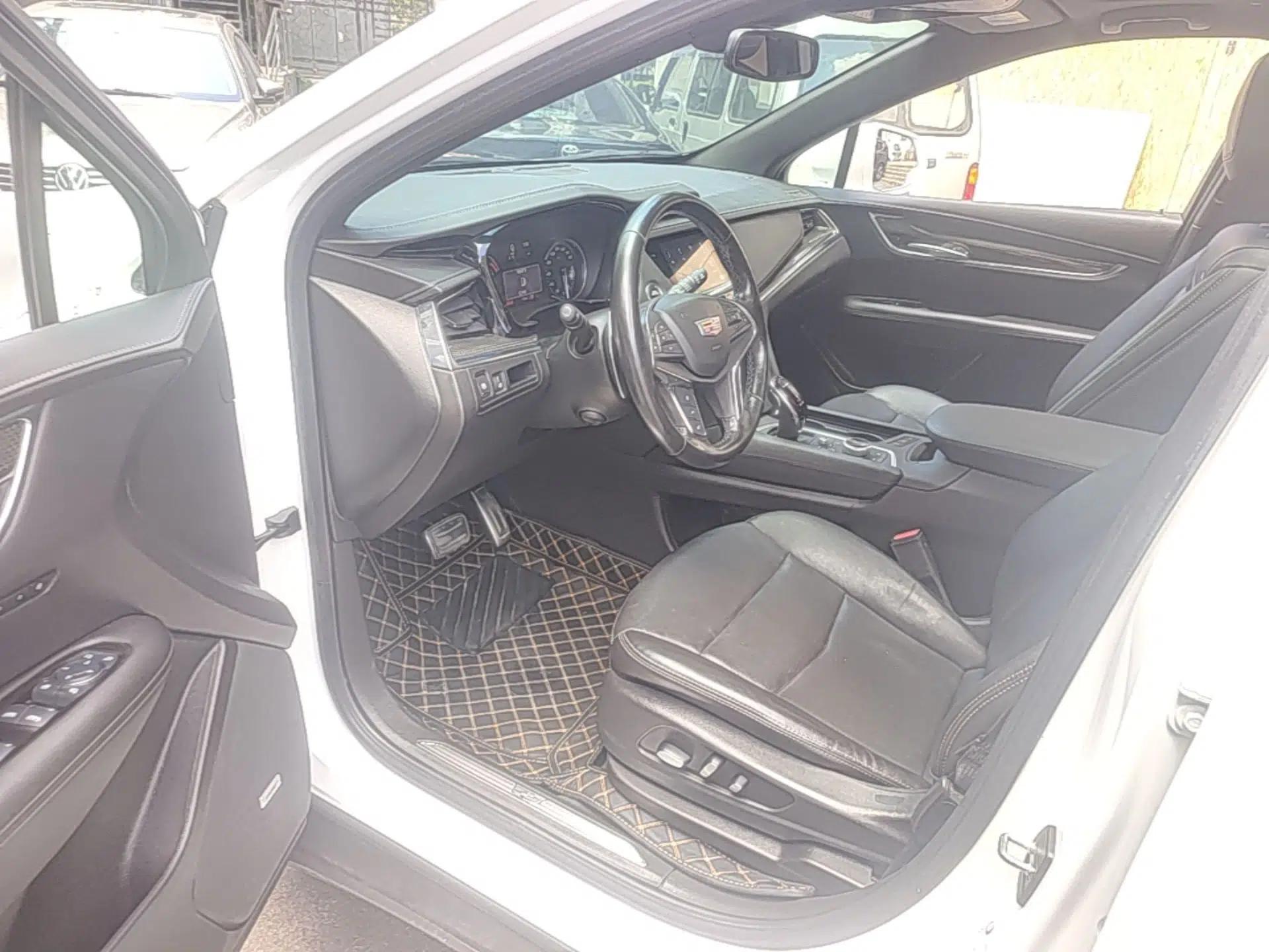 Cadillac XT5 2022 2.0T Four-Wheel Drive Luxury Version (Hummingbird Edition) — миниатюра 18
