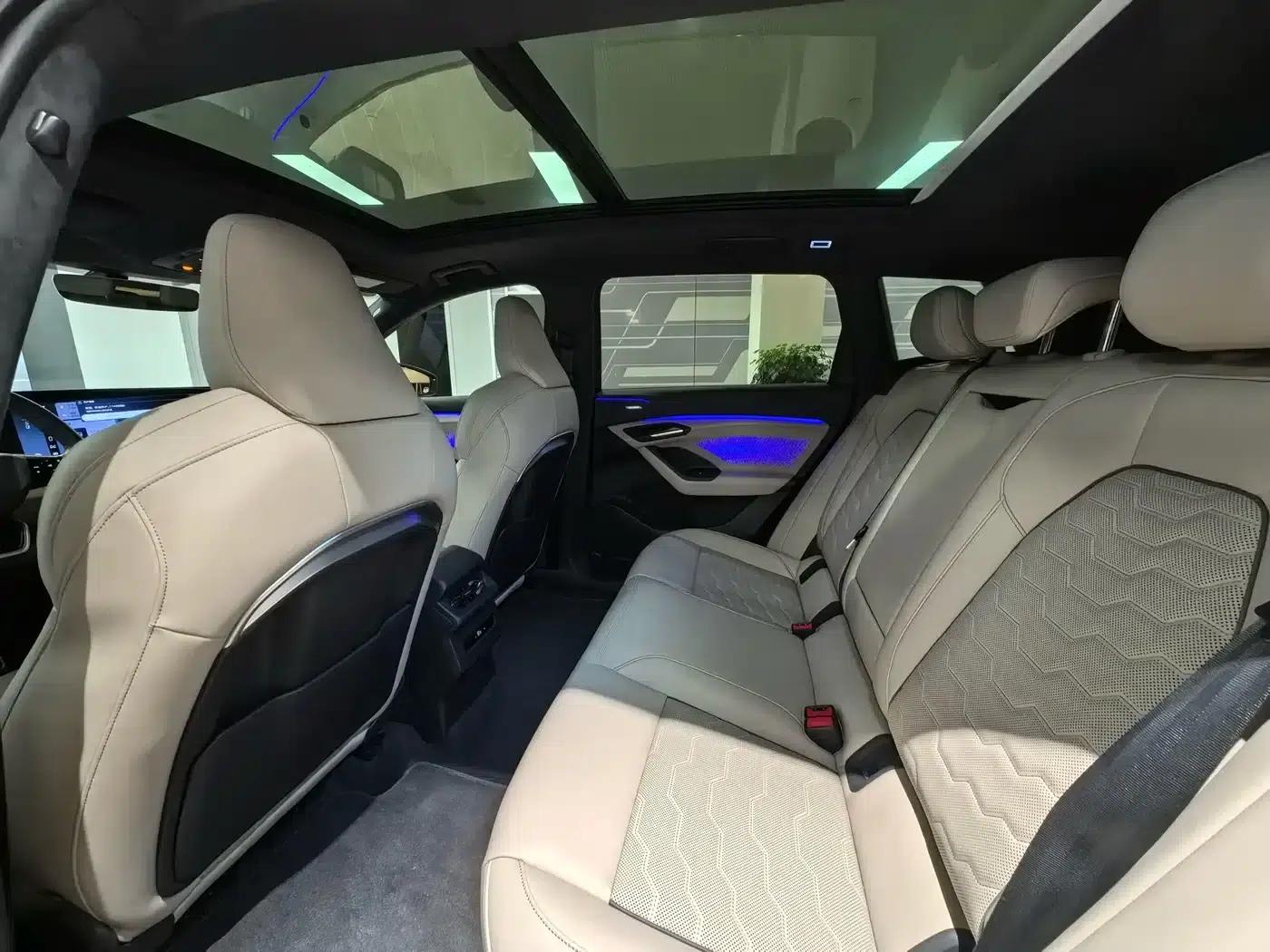 Audi Q6L e-tron 2026 First Edition — миниатюра 8