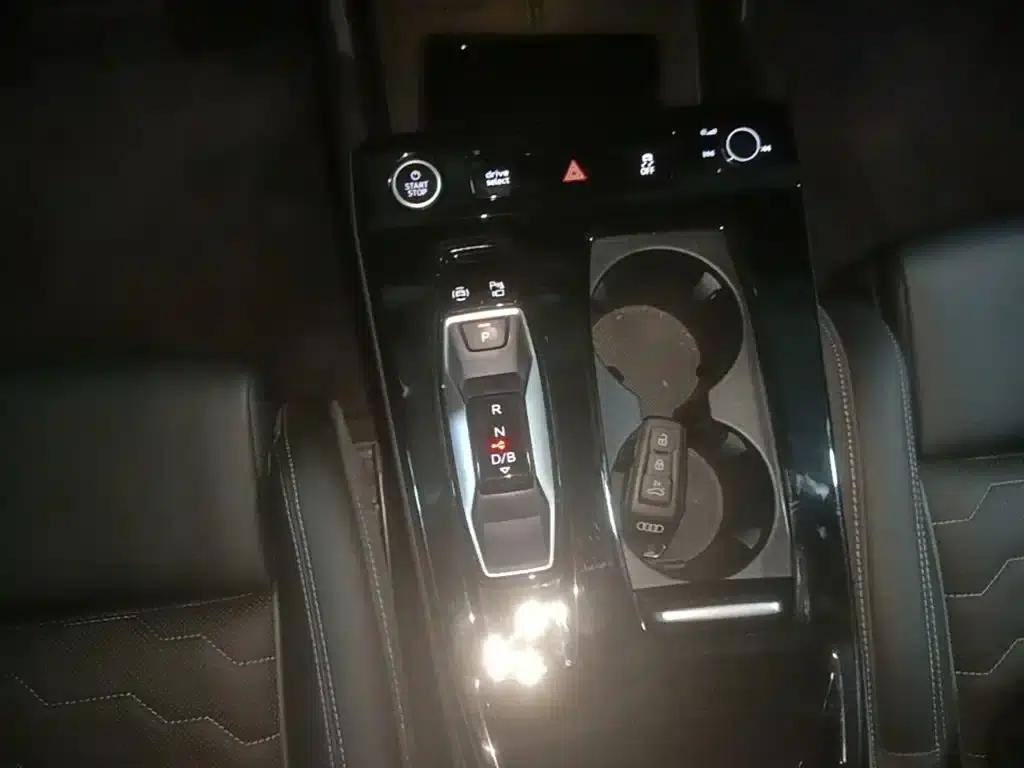 Audi Q6L e-tron 2026 First Edition — миниатюра 14