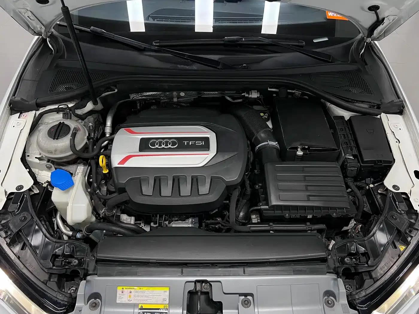 Audi S3 2015 Model S3 2.0T Limousine — миниатюра 13