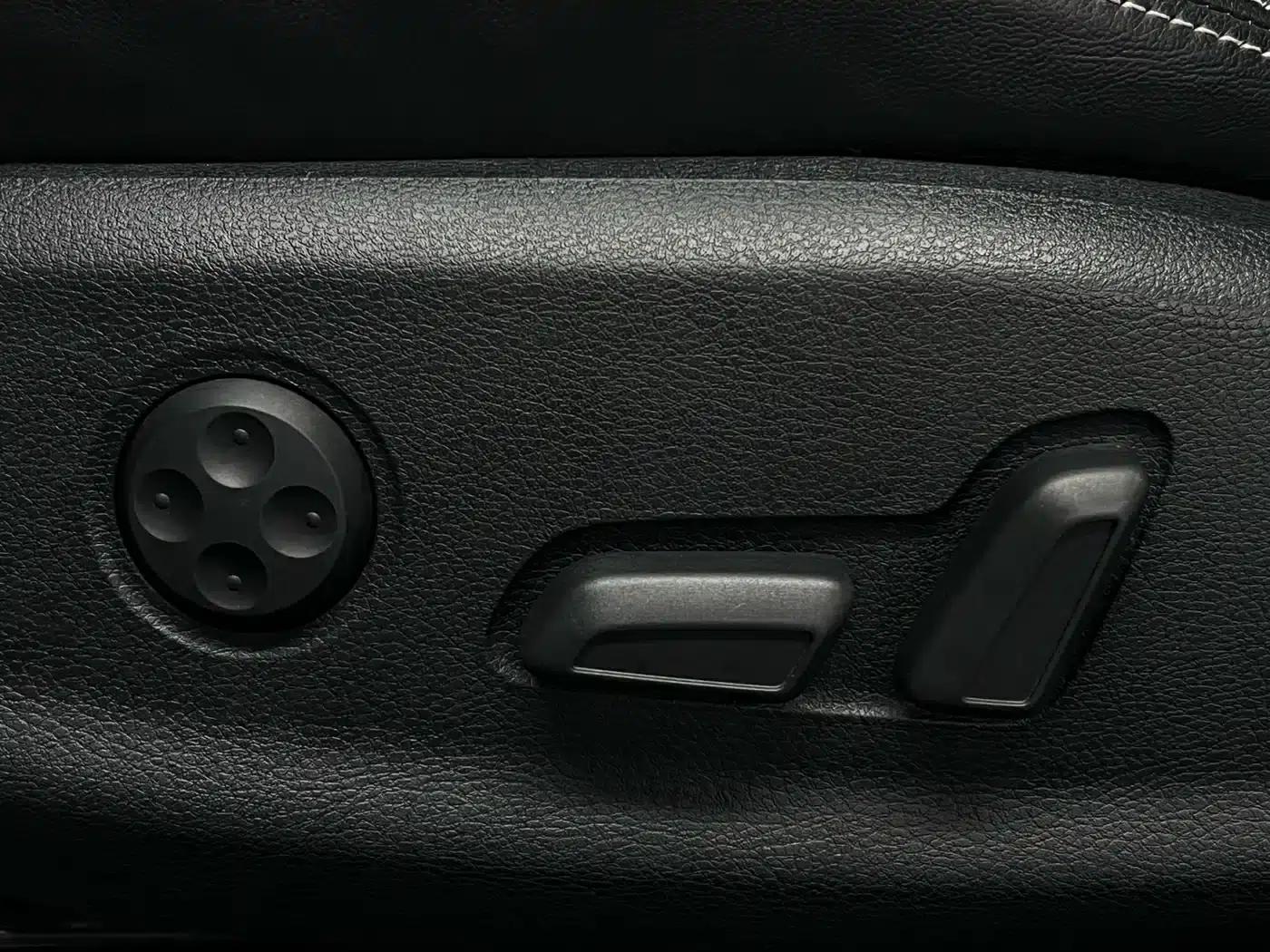 Audi S3 2015 Model S3 2.0T Limousine — миниатюра 19