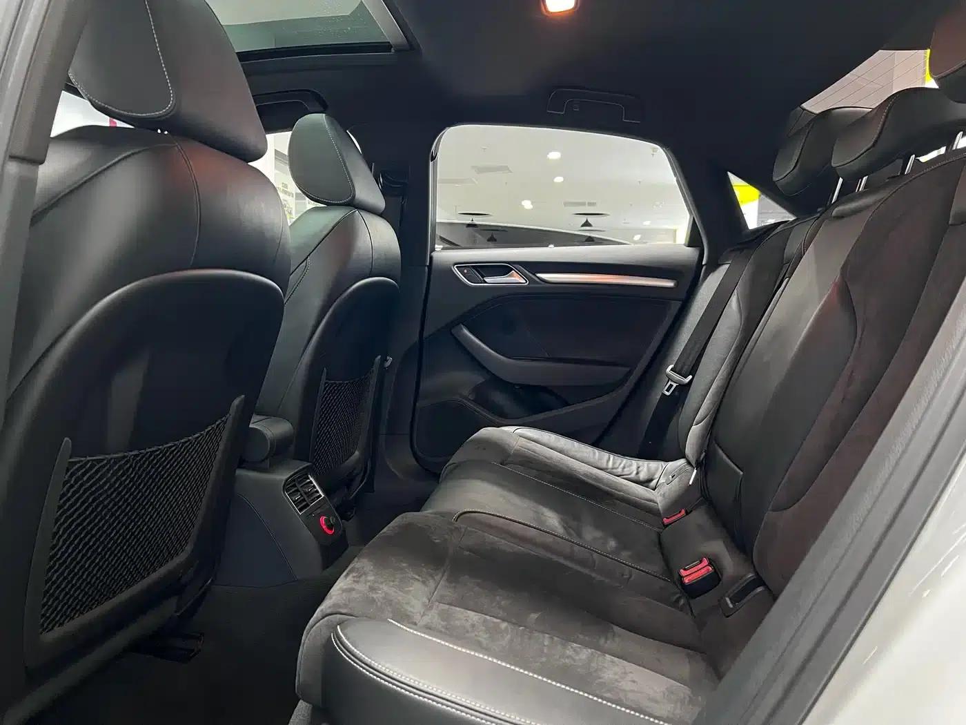 Audi S3 2015 Model S3 2.0T Limousine — миниатюра 25
