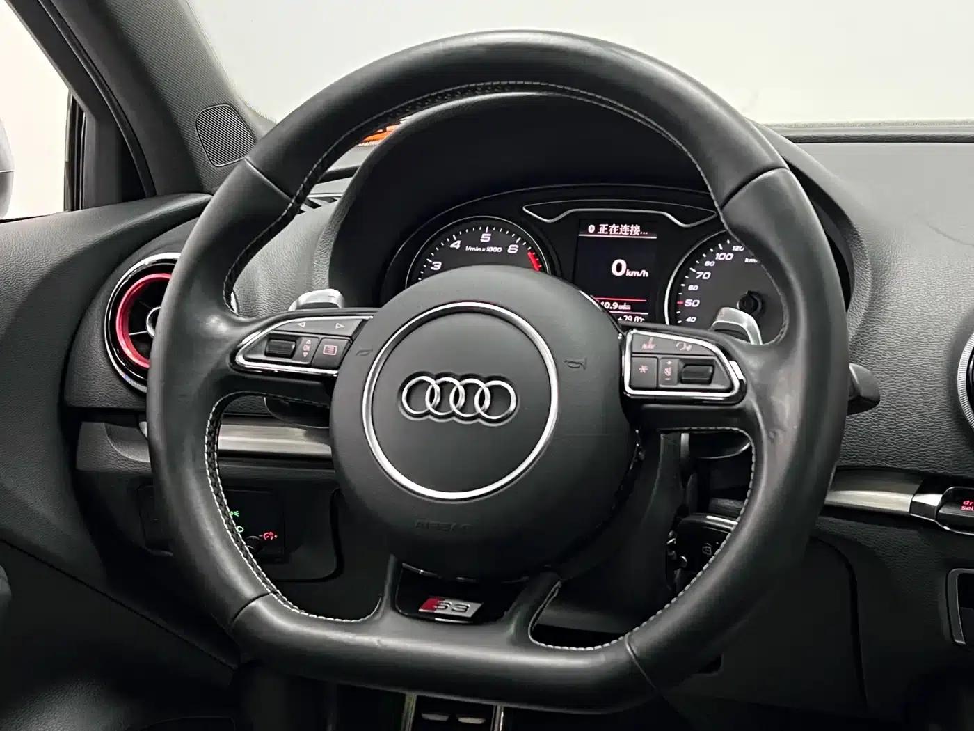 Audi S3 2015 Model S3 2.0T Limousine — миниатюра 32