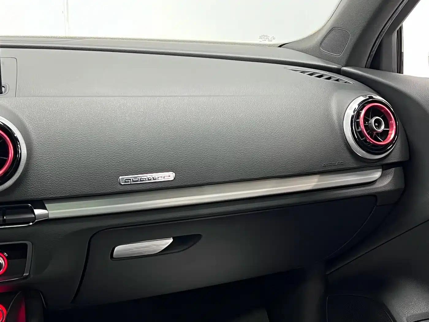 Audi S3 2015 Model S3 2.0T Limousine — миниатюра 34