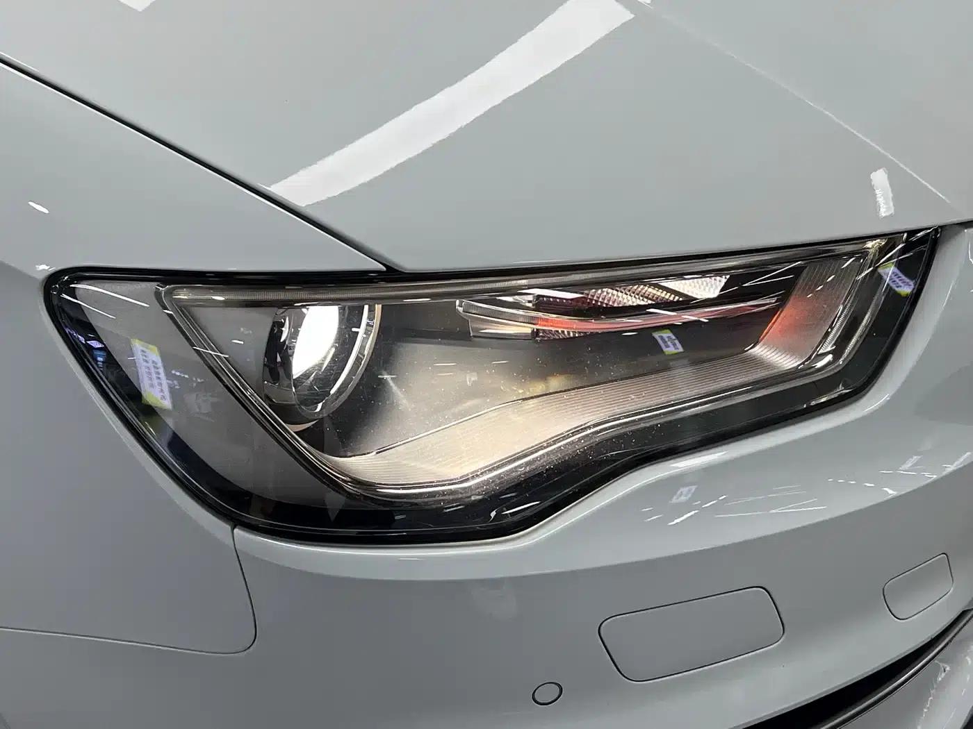 Audi S3 2015 Model S3 2.0T Limousine — миниатюра 8