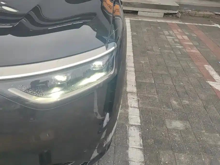 Wenjie M8 2025 Extended Range Max+ Version (53.4kWh, 6-seater, 192-line LiDAR) — миниатюра 5