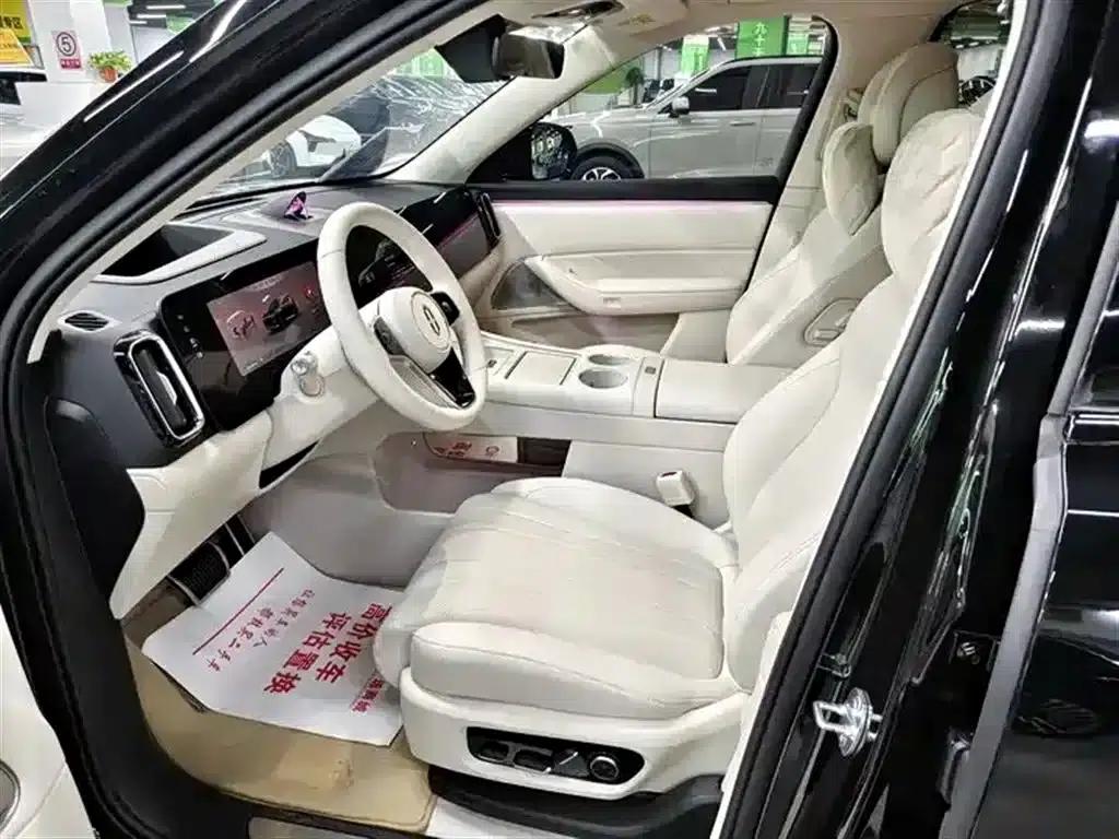 Wenjie M8 2025 Extended Range Max+ Version (53.4kWh, 5-seater, 192-line LiDAR) — миниатюра 6