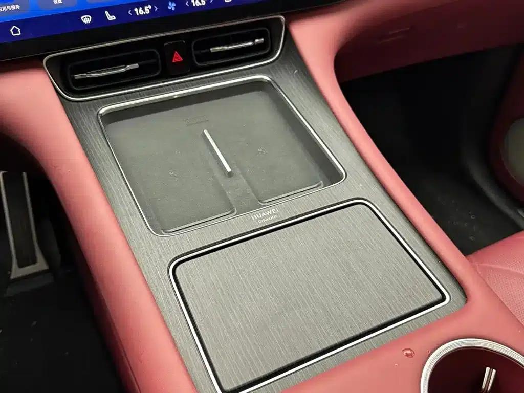 Wenjie M8 2025 Ultra Extended Range Edition (53.4kWh, 5-seater, 192-line LiDAR) — миниатюра 15