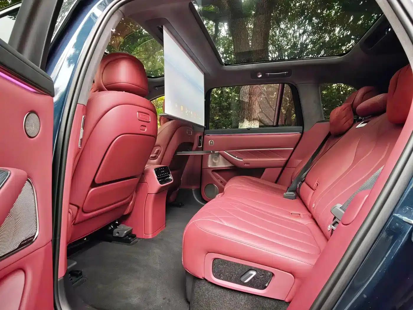 Wenjie M8 2025 Ultra Extended Range Edition (53.4kWh, 5-seater, 192-line LiDAR) — миниатюра 13