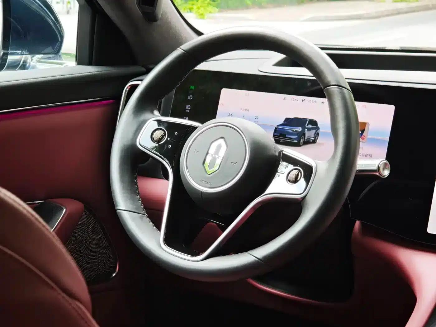 Wenjie M8 2025 Ultra Extended Range Edition (53.4kWh, 5-seater, 192-line LiDAR) — миниатюра 5