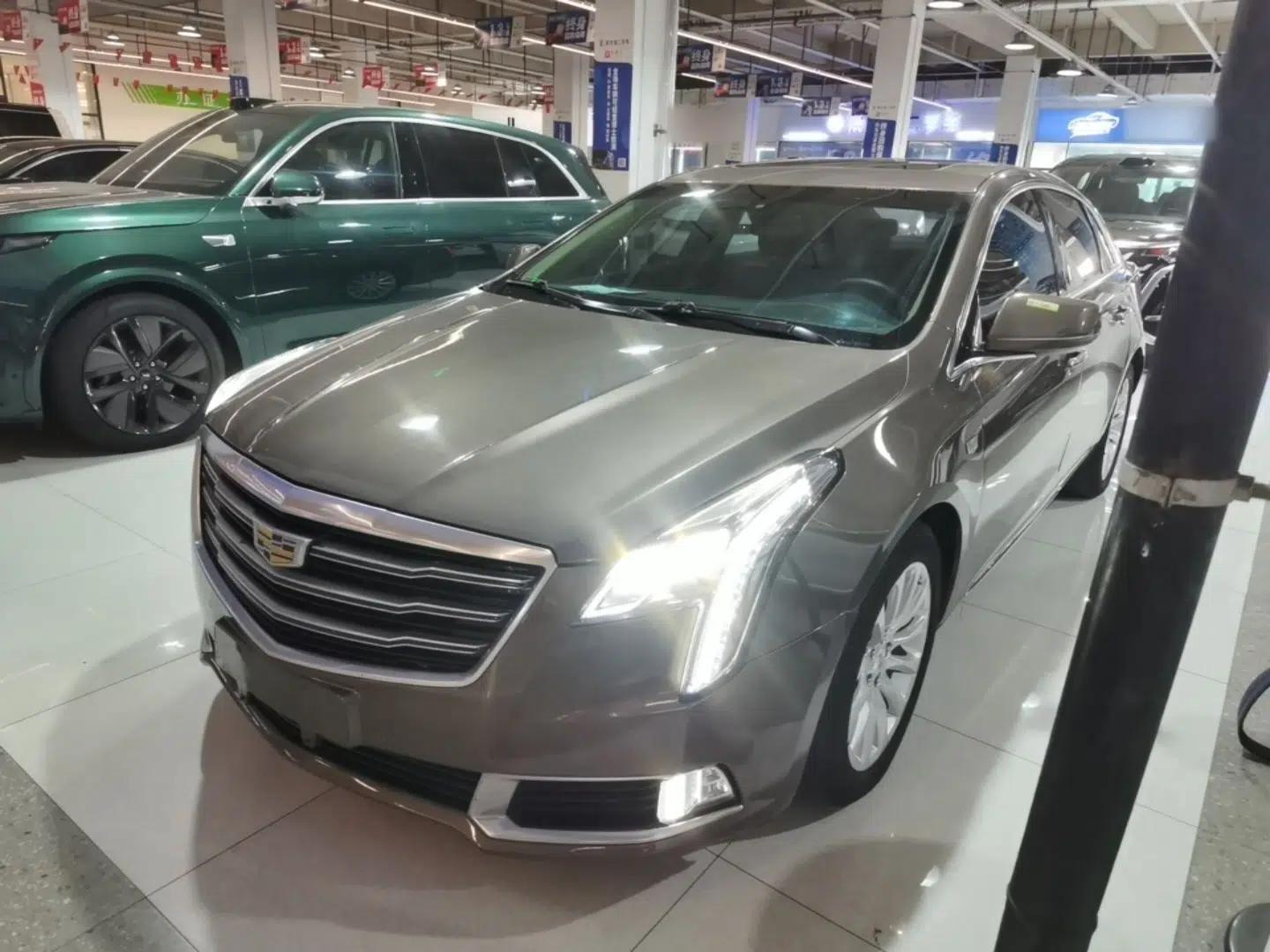Cadillac XTS 2018 28T Elite Edition — миниатюра 1