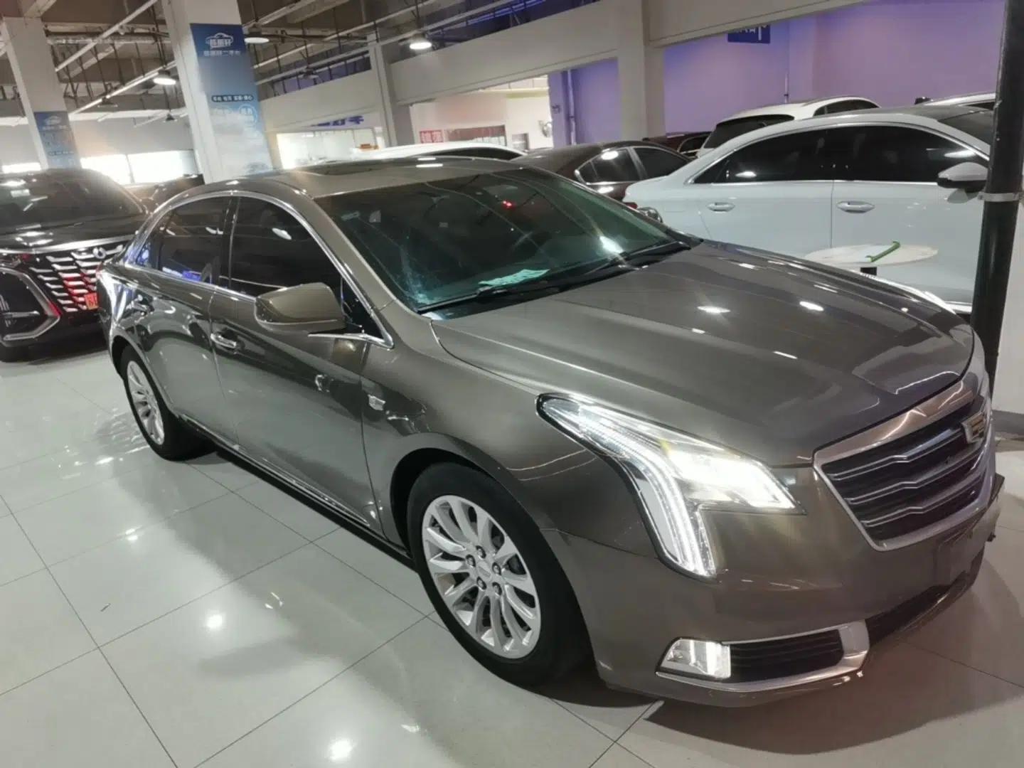 Cadillac XTS 2018 28T Elite Edition — миниатюра 3