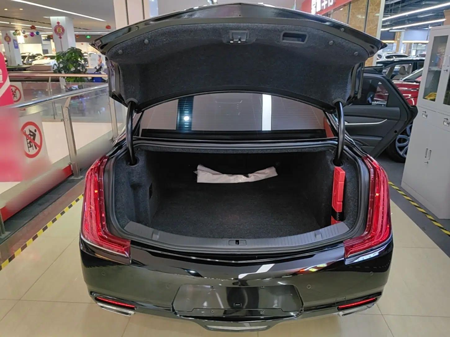 Cadillac XTS 2018 28T Tech Edition — миниатюра 22
