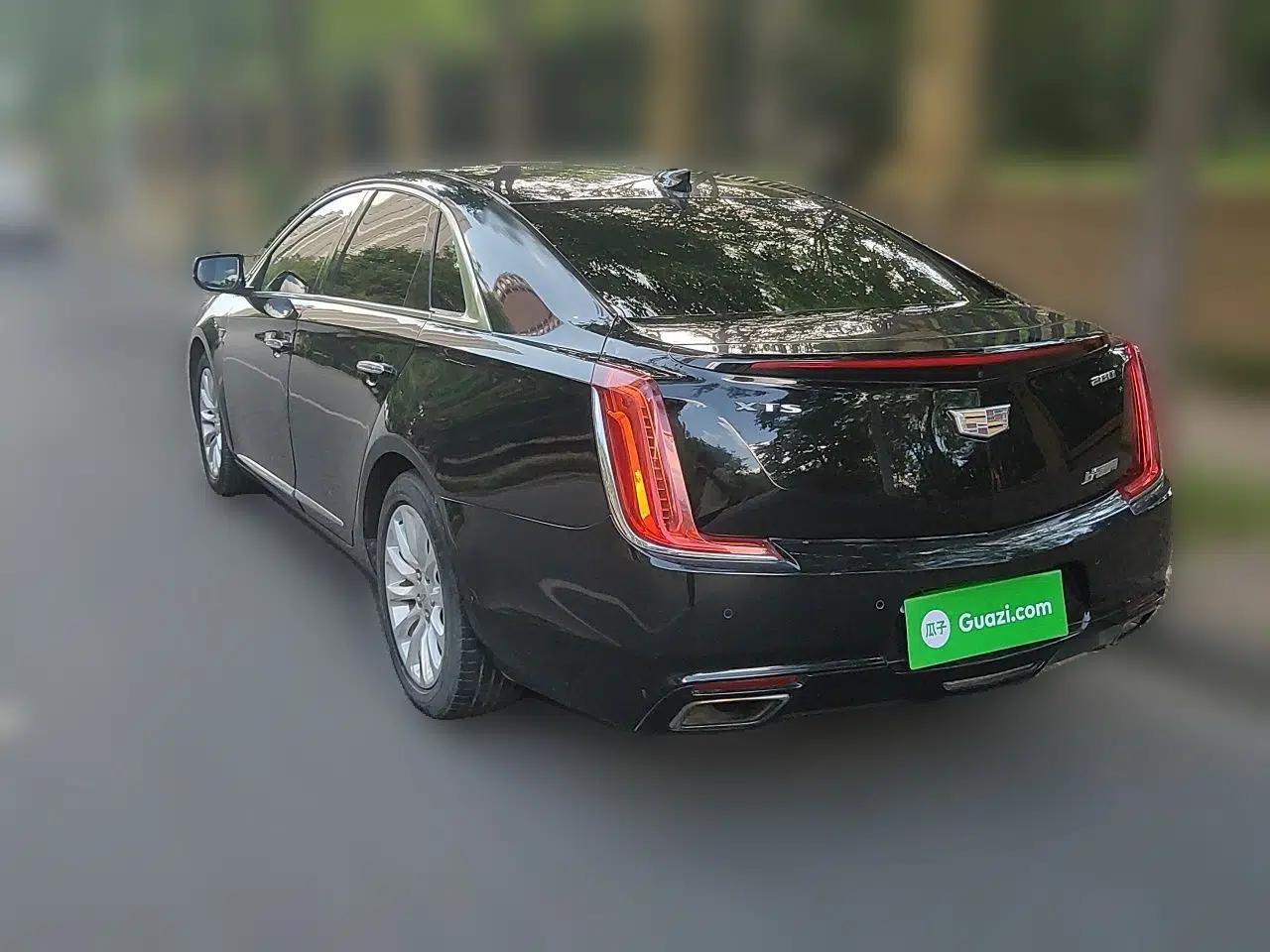 Cadillac XTS 2018 28T Elite Edition — миниатюра 4
