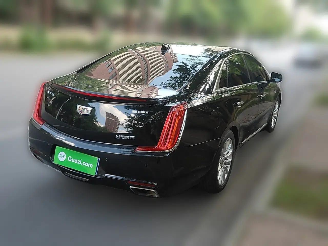 Cadillac XTS 2018 28T Elite Edition — миниатюра 6