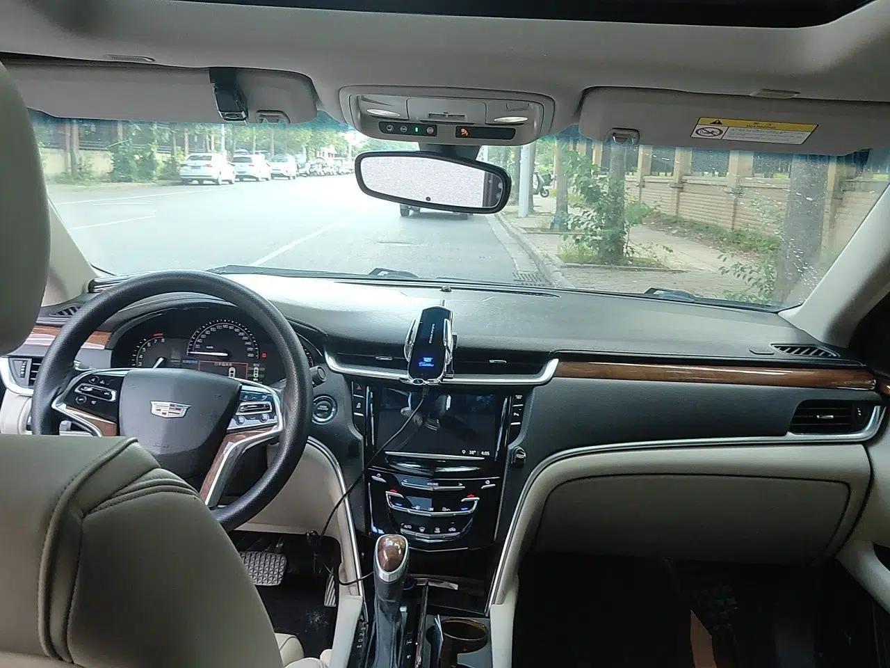 Cadillac XTS 2018 28T Elite Edition — миниатюра 9