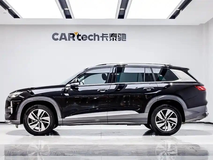 Audi Q6 2024 40 TFSI quattro Cloud View Edition, Feathered Forest Package, 7-seater — миниатюра 3