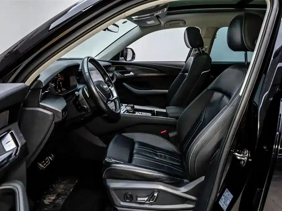 Audi Q6 2024 40 TFSI quattro Cloud View Edition, Feathered Forest Package, 7-seater — миниатюра 9