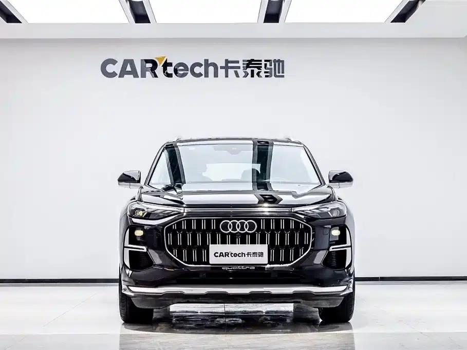 Audi Q6 2024 40 TFSI quattro Cloud View Edition, Feathered Forest Package, 7-seater — миниатюра 2