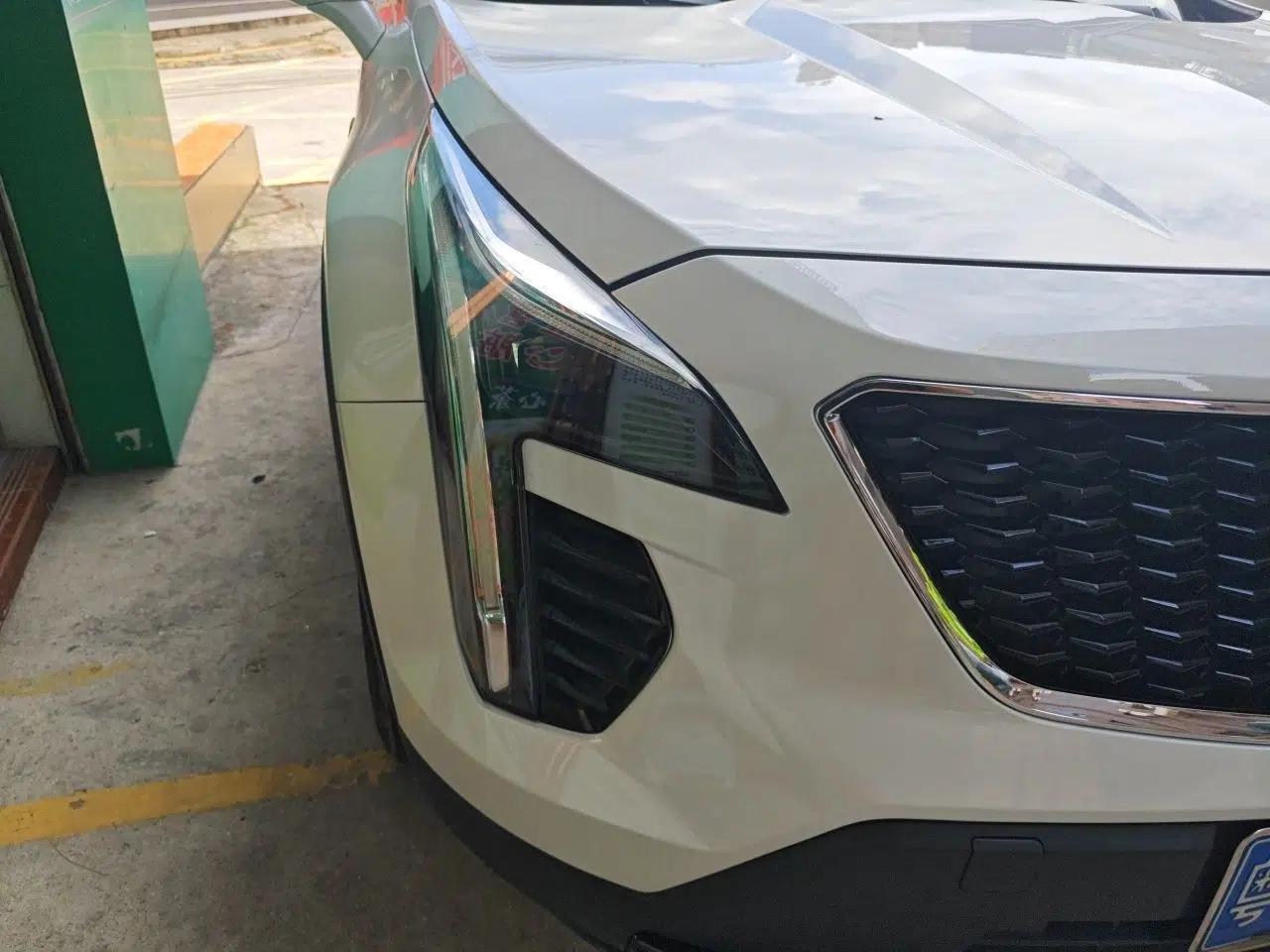 Cadillac XT4 2018 28T Two-Wheel Drive Luxury Sport Model — миниатюра 7