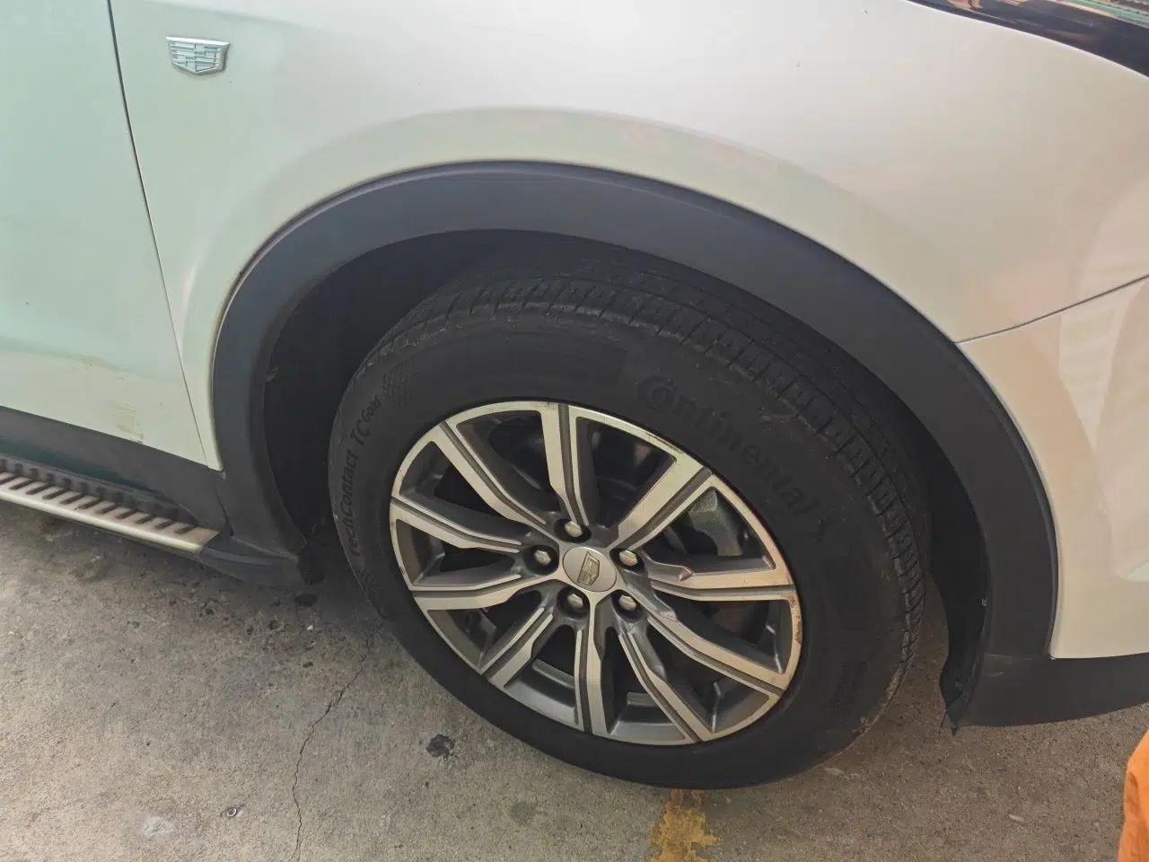 Cadillac XT4 2018 28T Two-Wheel Drive Luxury Sport Model — миниатюра 8