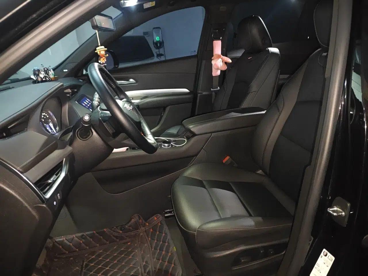 Cadillac XT4 2022 28T Two-Wheel-Drive Luxury Version — миниатюра 15