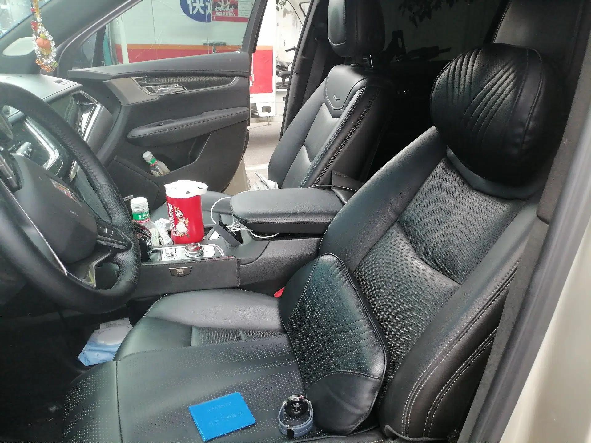 Cadillac XT6 2022 2.0T Six-Seater Four-Wheel-Drive Prestige Version — миниатюра 15