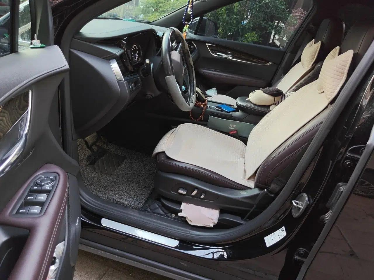 Cadillac XT6 2021 2.0T Six-Seater Four-Wheel-Drive Luxury Version — миниатюра 16