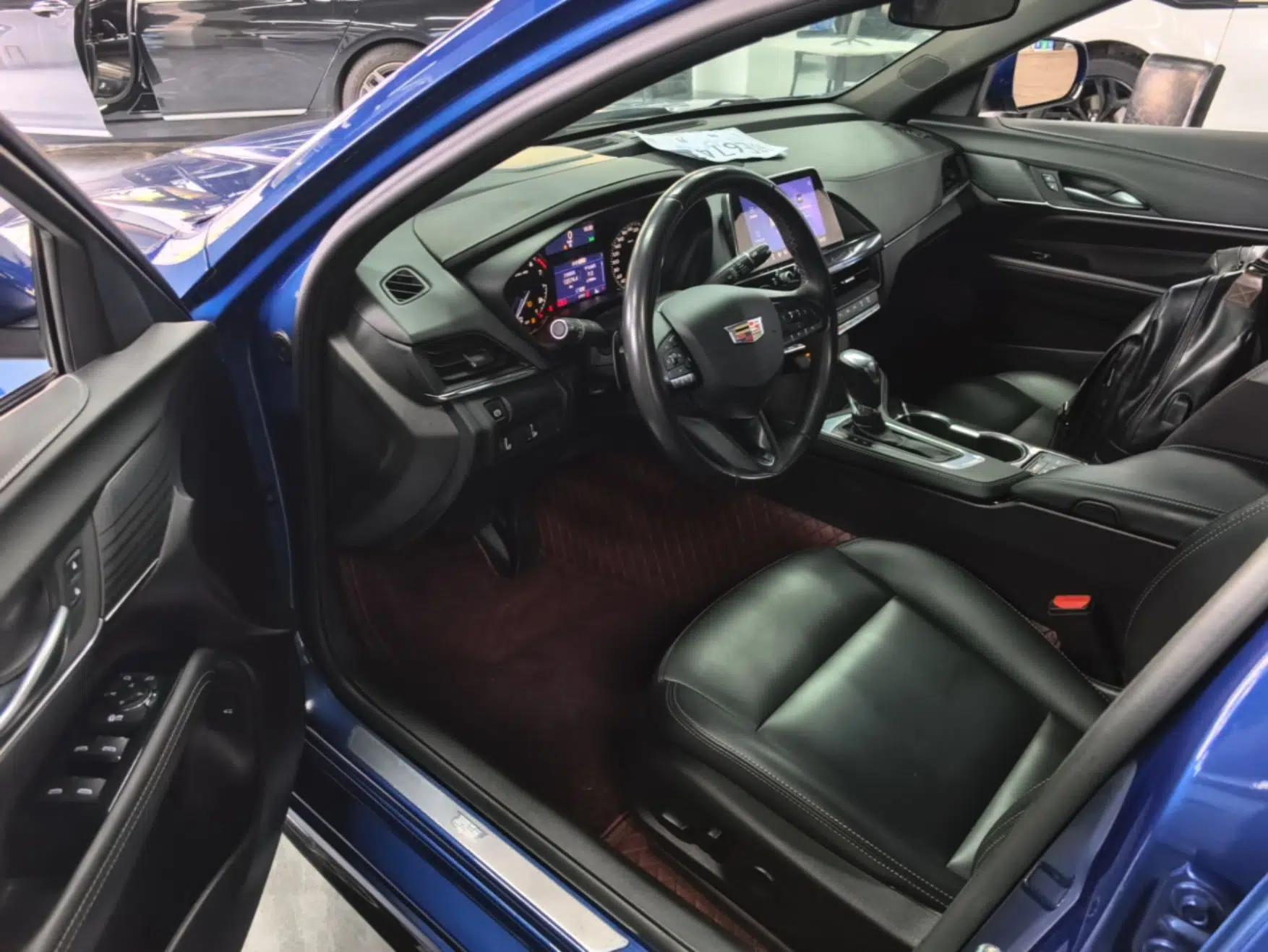 Cadillac CT4 2021 28T Fashion Edition — миниатюра 18