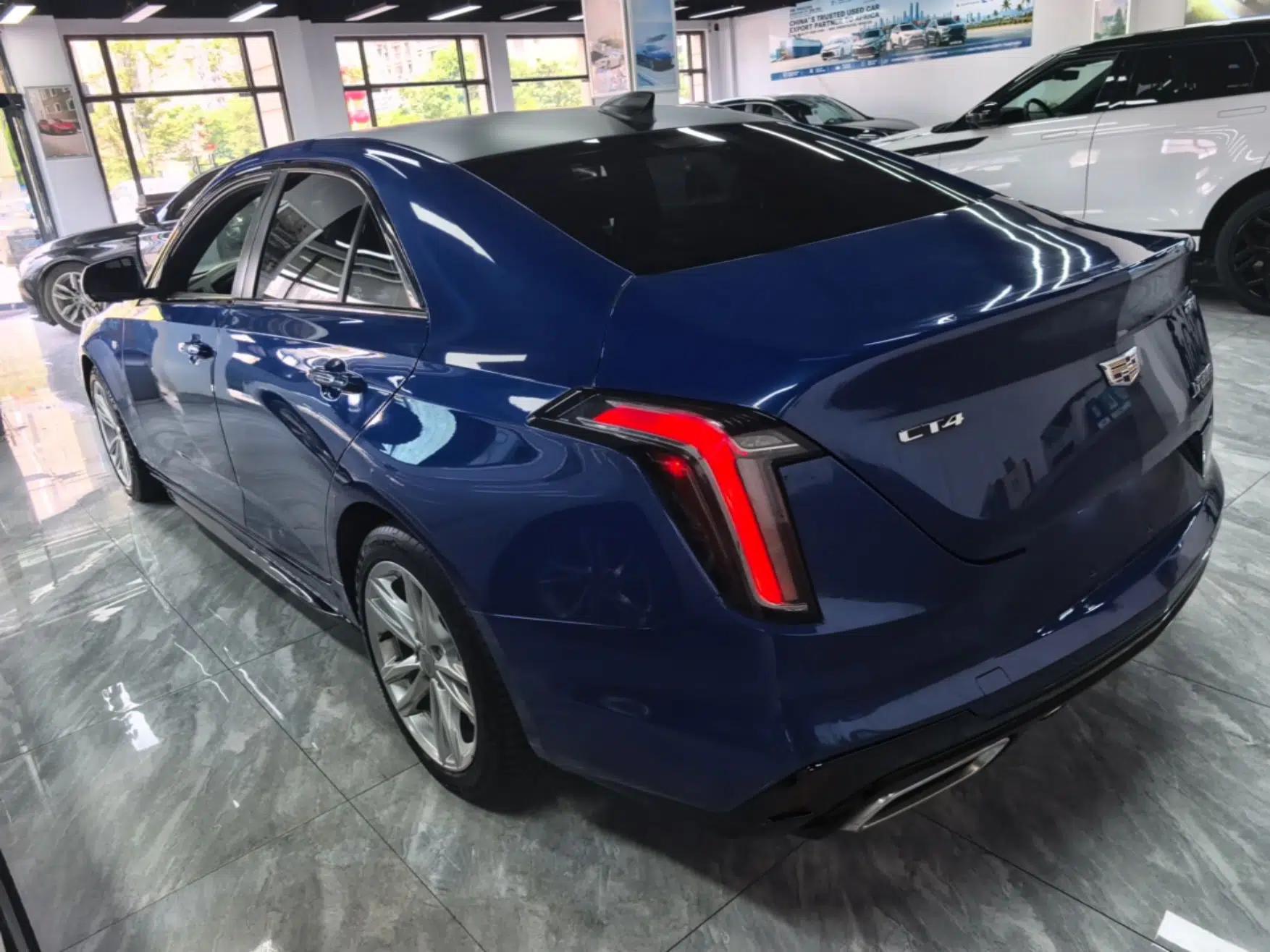 Cadillac CT4 2021 28T Fashion Edition — миниатюра 4