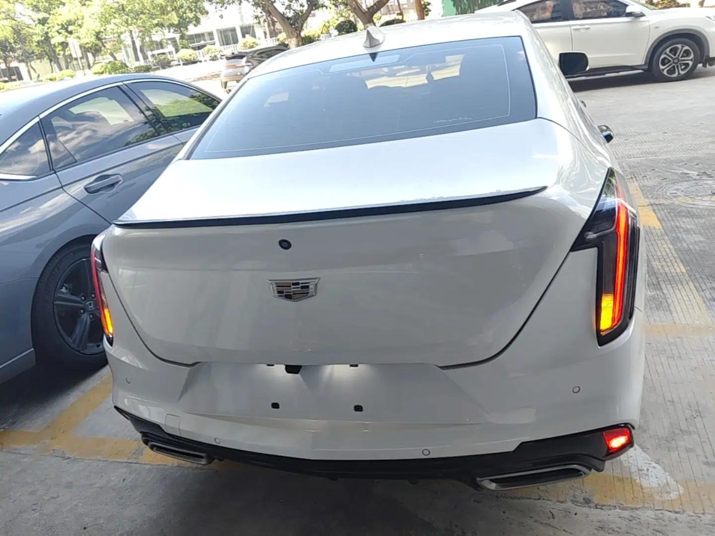 Cadillac CT4 2023 25T Luxury Model — миниатюра 5