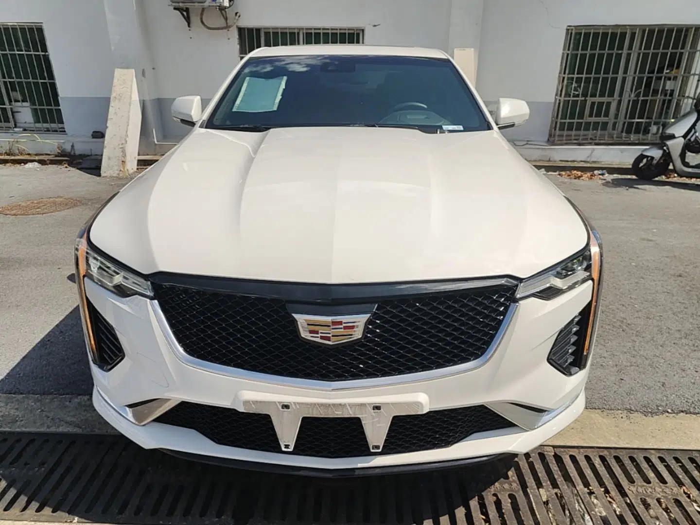 Cadillac CT4 2022 28T Fashion Edition — миниатюра 2